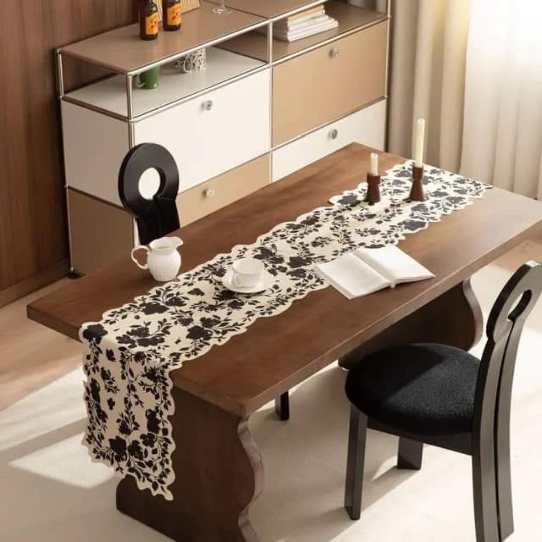 Minimalist Classic Floral Series Table Runner 3 Minimalist Classic Floral Series Table Runner 3