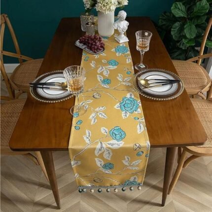 Floral Daffodil Yellow Table Runner 3