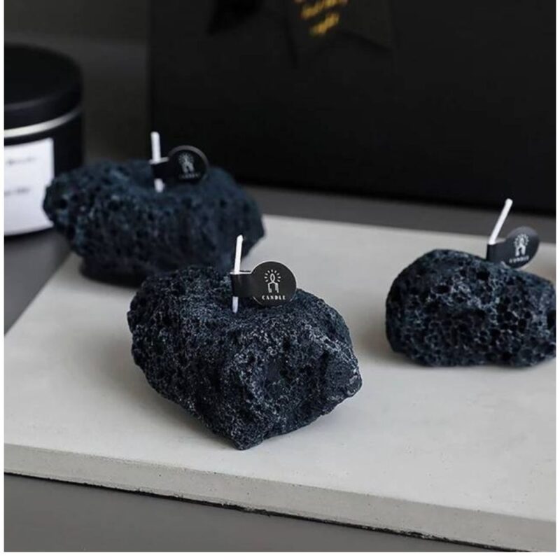 Homestuff Molten Lava Bloom Candle 1