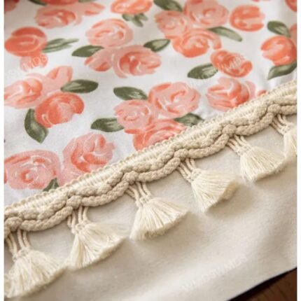 Homestuff Poésie Floral Macramé Tassel Table Runner 5
