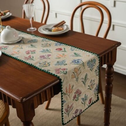 Homestuff Verdure Borderline Floral Table Runner 1