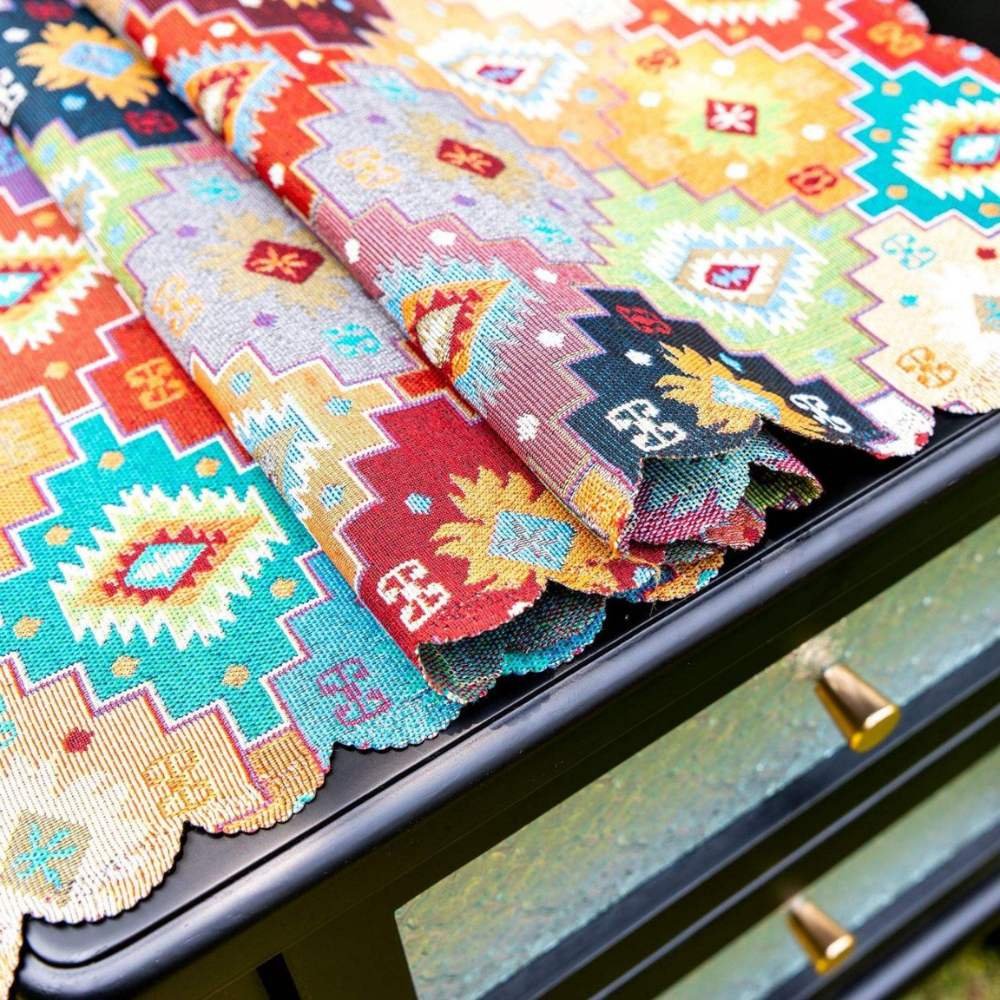 Homestuff Vintage Romantic Floral Nightstand Runners 10 Homestuff Vintage Romantic Floral Nightstand Runners 10