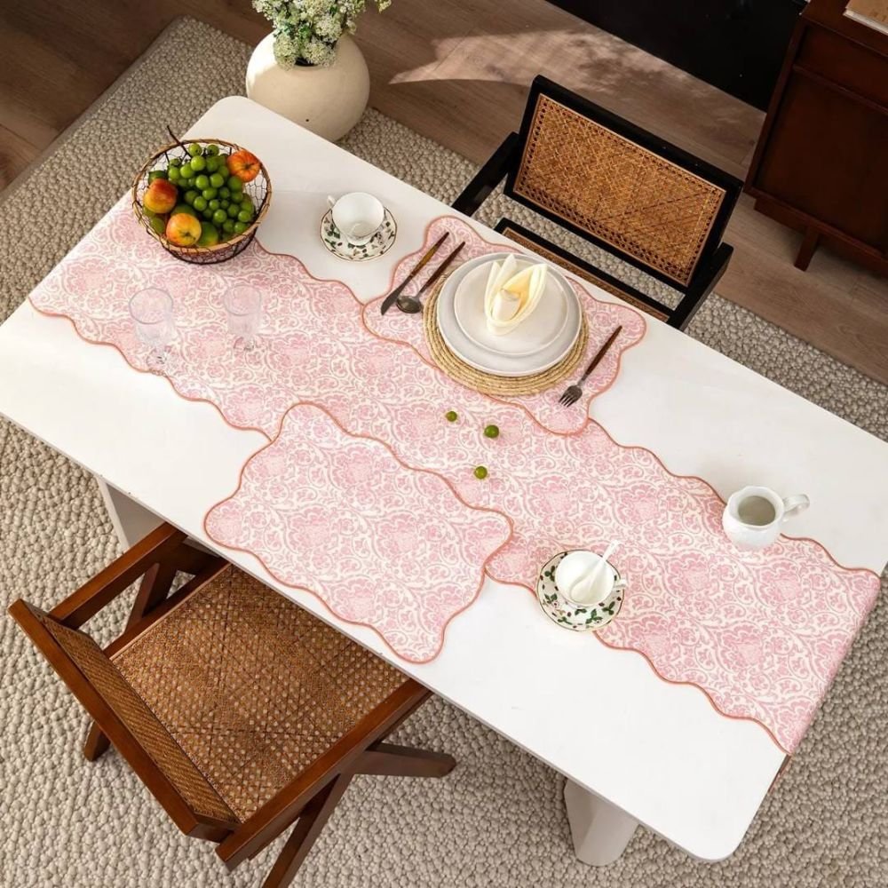 Homestuff Fleur de Lis Scallop Edge Table Runner 4 Homestuff Fleur de Lis Scallop Edge Table Runner 4